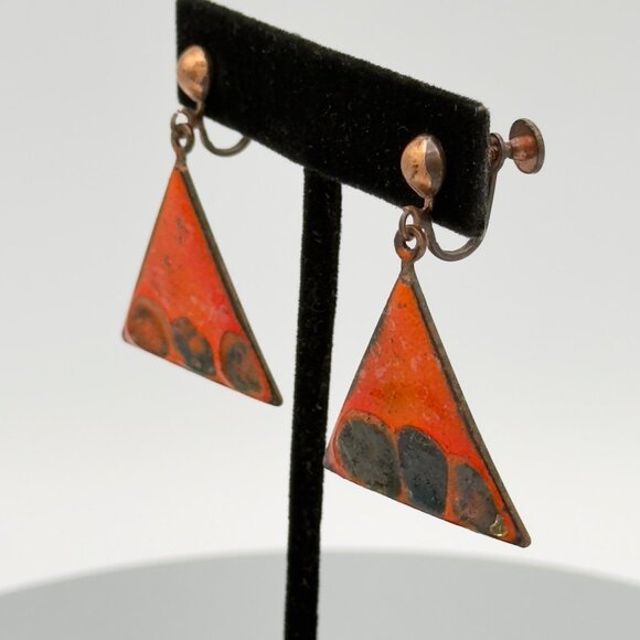 Vintage Artistic Copper Orange Enamel Triangle Screw Back Earrings - Picture 3 of 9